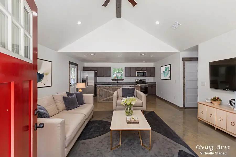 313 Sixth Street, Huntington, TX 75949 - Image #2