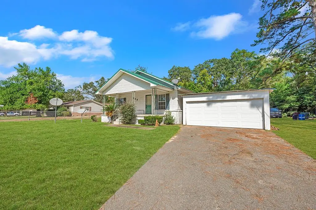 622 Wildwood Drive, Nacogdoches, TX 75961 - Image #1