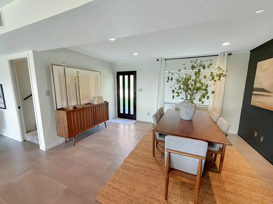 211 Watchhill Rd, Brookeland, TX 75931 - Image #2