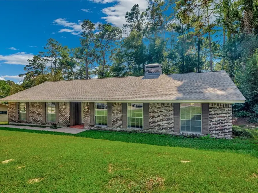 2411 Dogwood Street, Nacogdoches, TX 75965 - Image #2