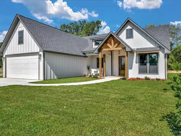 107 Everwood Court, Lufkin, TX 75904