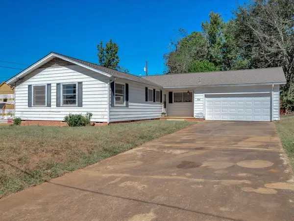 234 Travis Street, Nacogdoches, TX 75965