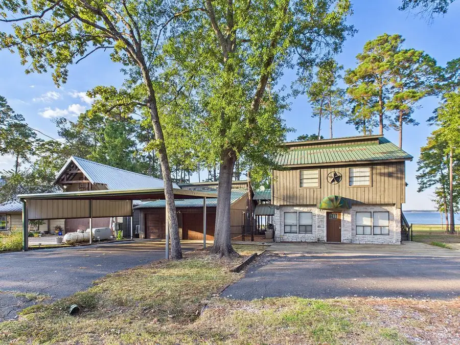 758 Black Forest Drive, Zavalla, TX 75980 - Image #2