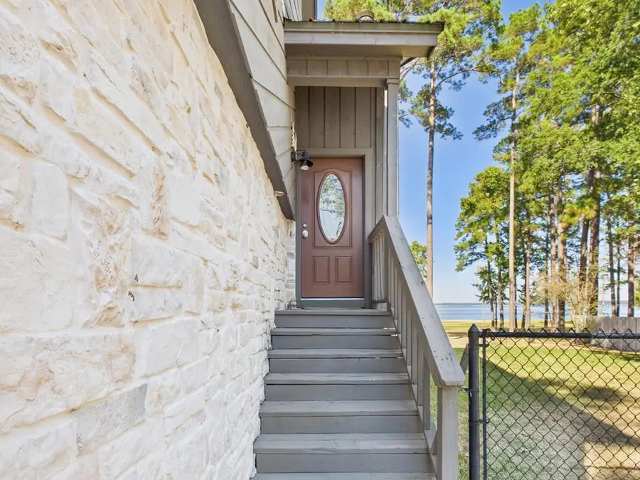 758 Black Forest Drive, Zavalla, TX 75980 - Image #3