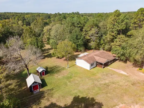 1296 Cr 560, Etoile, TX 75944