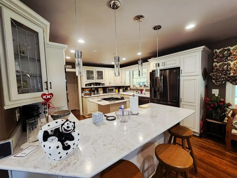 1155 Worth Street, Hemphill, TX 75948 - Image #3