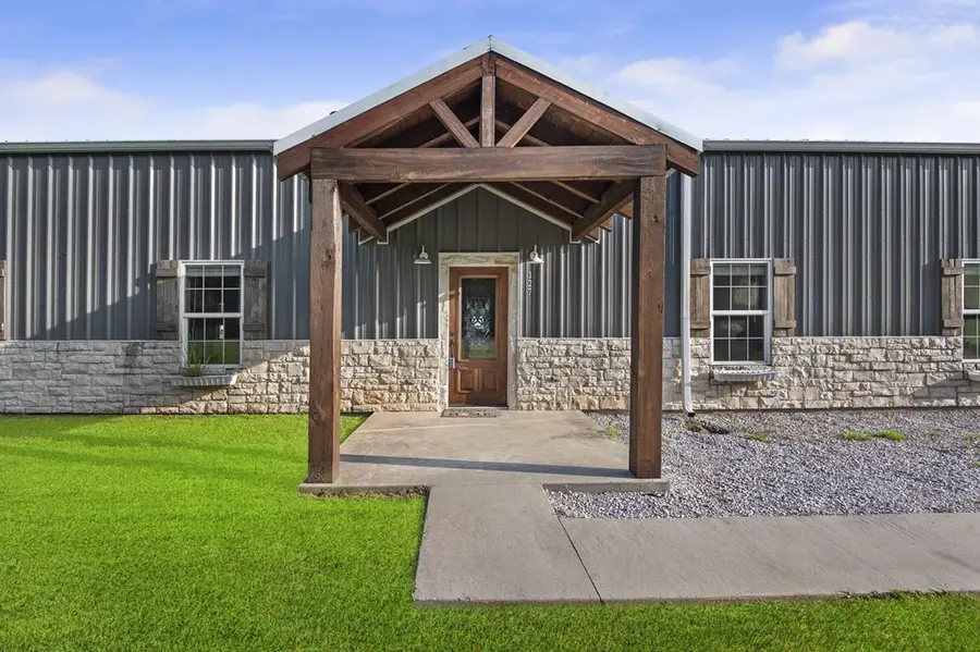 127 Angelina Drive, Brookeland, TX 75931 - Image #3