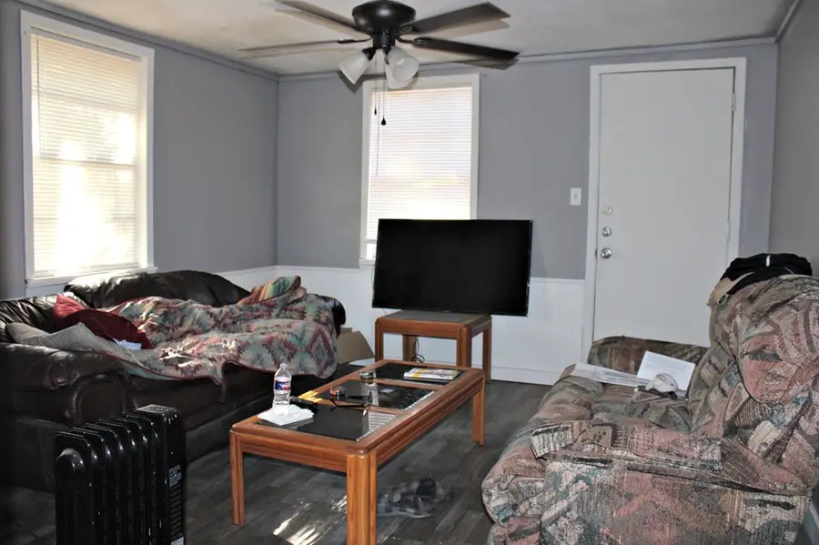 855 Zavalla Street, Jasper, TX 75951 - Image #3