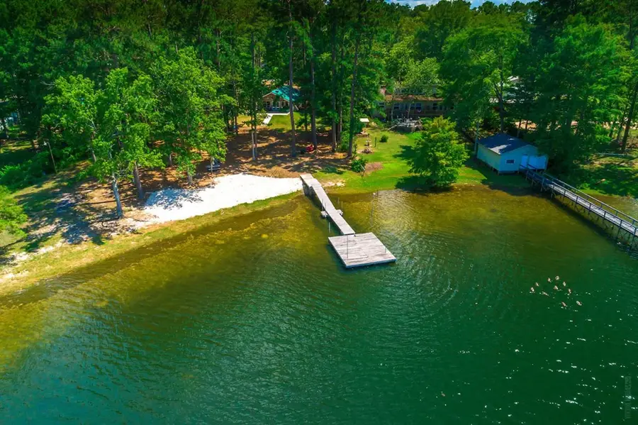 110 Fishers Point, Burkeville, TX 75932 - Image #3