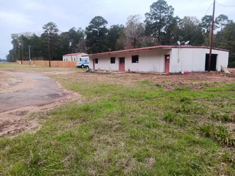 9025 Hwy 84, Garrison, TX 75946 - Image #2