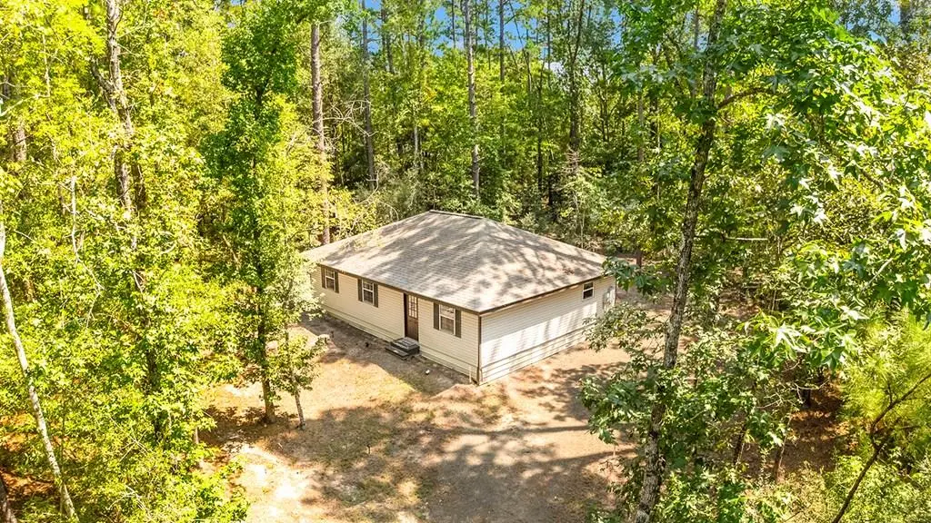 149 Drowsy Lane, Brookeland, TX 75931 - Image #1