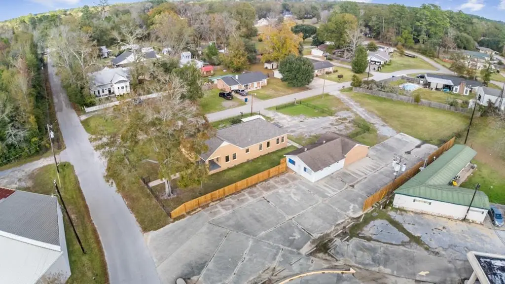 130 County Road 740, Buna, TX 77612 - Image #1