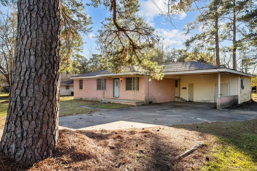 1303 Voyle Street, Lufkin, TX 75901 - Image #2