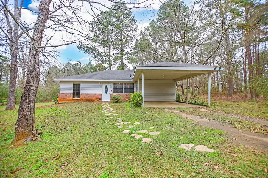 393 Kimbrough Lane, Pollok, TX 75969 - Image #2