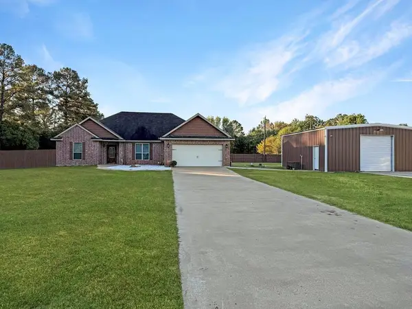 163 Lone Oak Drive, Lufkin, TX 75901