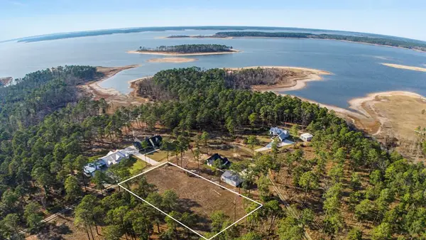 614 Private Road 6028, Brookeland, TX 75931