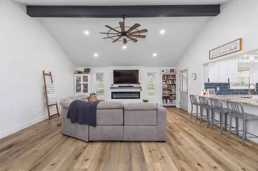 304 Hosea Forrest Road, Huntington, TX 75949 - Image #2