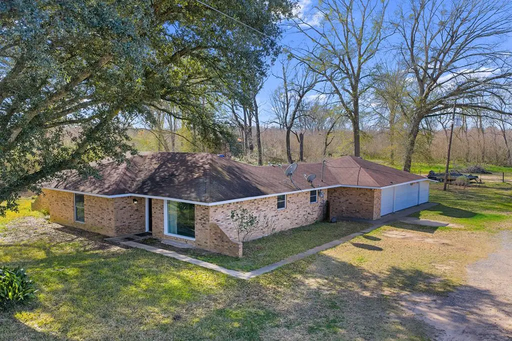 1340 County Road 4020, Timpson, TX 75975 - Image #1