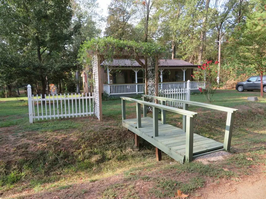 240 Aran Drive, Milam, TX 75959 - Image #1