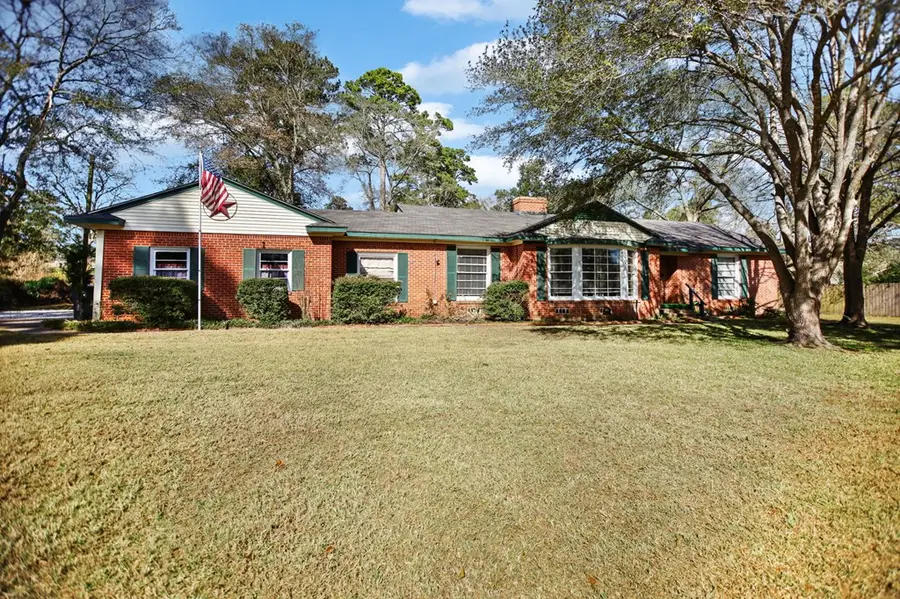 802 Wildbriar Drive, Lufkin, TX 75904 - Image #3