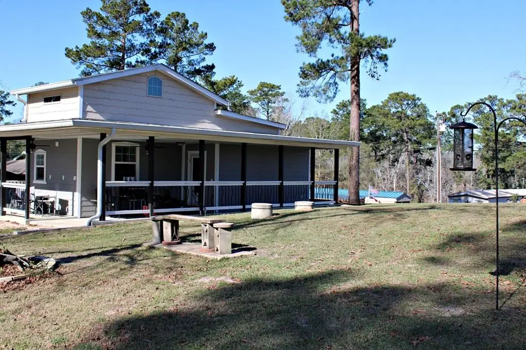 140 E Ridgecrest Drive, Hemphill, TX 77642 - Image #1