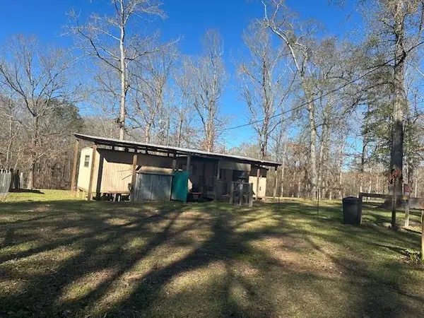 175 New Haven Rd, Milam, TX 75959