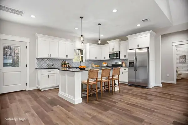 1025 Holubec, Diboll, TX 75941