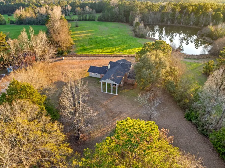 393 County Road 4220, Bronson, TX 75930 - Image #2