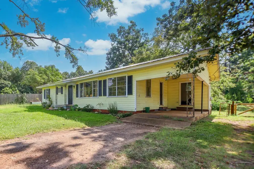 727 Us Hwy 96 N, San Augustine, TX 75972 - #1