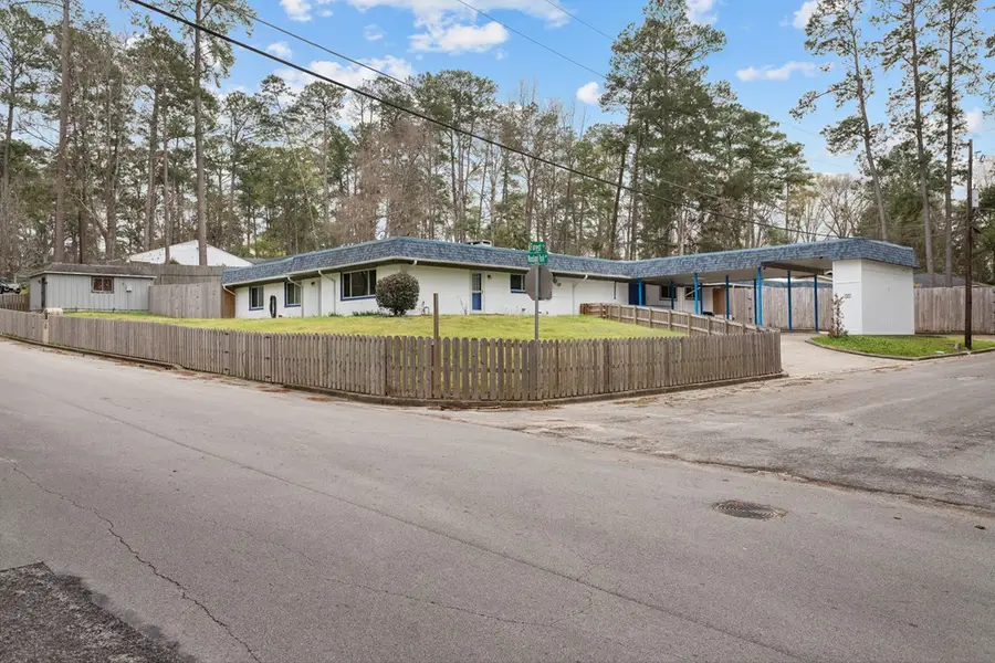 1215 Woodland Park Avenue, Jasper, TX 75951 - #3