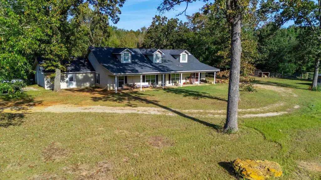 5215 State Hwy 7, Center, TX 75935 - #1