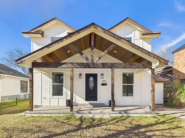 312 Mantooth Avenue, Lufkin, TX 75904