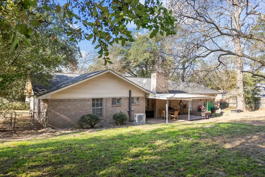 3702 Colonial Drive, Nacogdoches, TX 75965 - #3