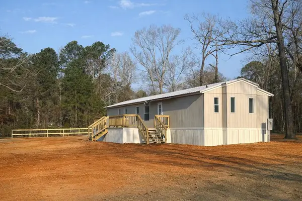 918 Ireland, Milam, TX 75948