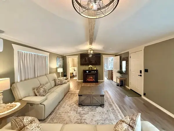 161 Spring Drive, Hemphill, TX 75948