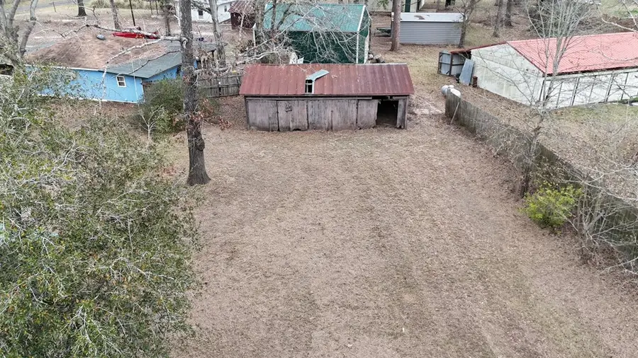 758 County Road 437, Bronson, TX 75930 - #2