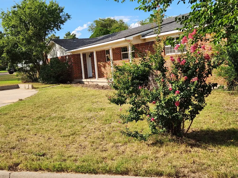 602 N Cypress, McLean, TX 79057 - Image #2