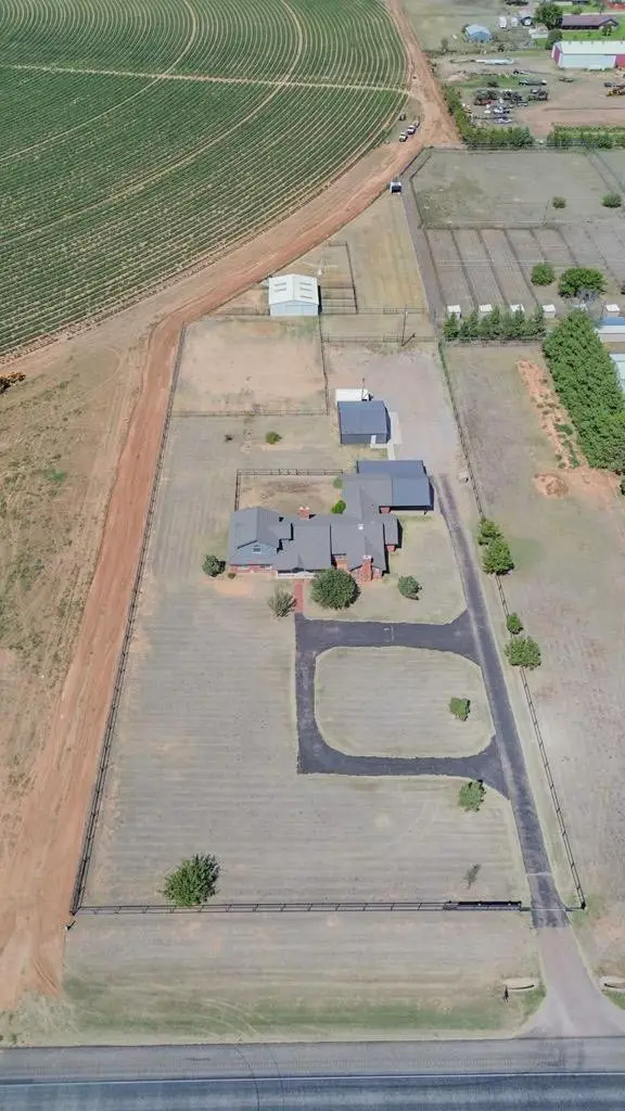 1670 W Us Highway 70, Plainview, TX 79072 - Image #2