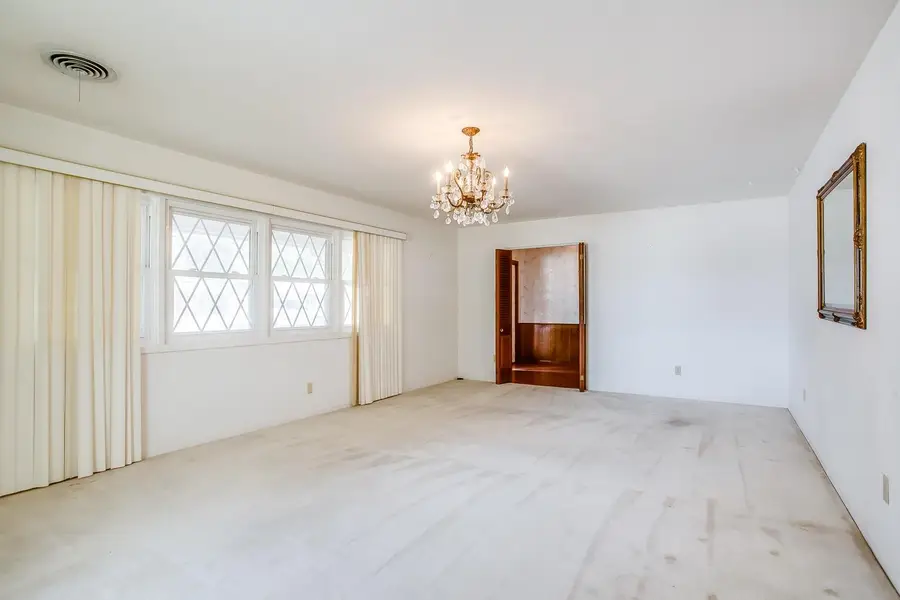 5709 Geneva Avenue, Lubbock, TX 79413 - Image #3