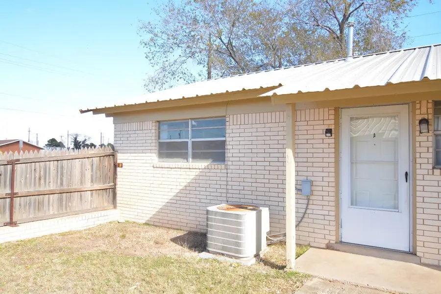 1603 66th Street, Lubbock, TX 79412 - Image #2