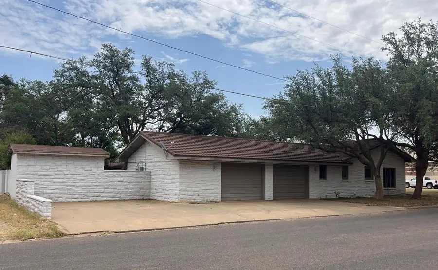 710 N 17th Street, Lamesa, TX 79331 - Image #3
