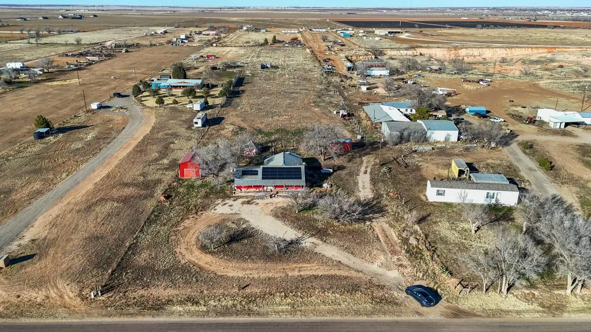 9116 County Road 6100, Shallowater, TX 79363 - Image #1