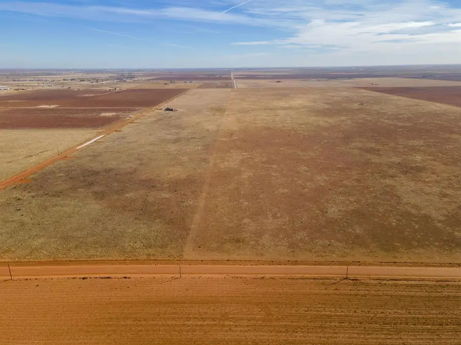 6826 Filly Road, Lubbock, TX 79407 - Image #2