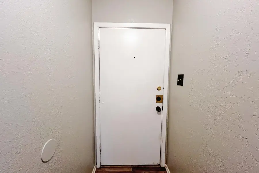 5806 7th Street, Lubbock, TX 79416 - Image #3