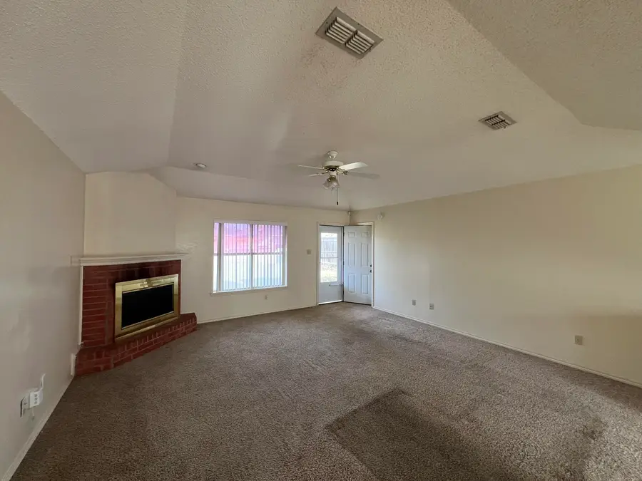 1008 Juneau Avenue, Lubbock, TX 79416 - Image #2