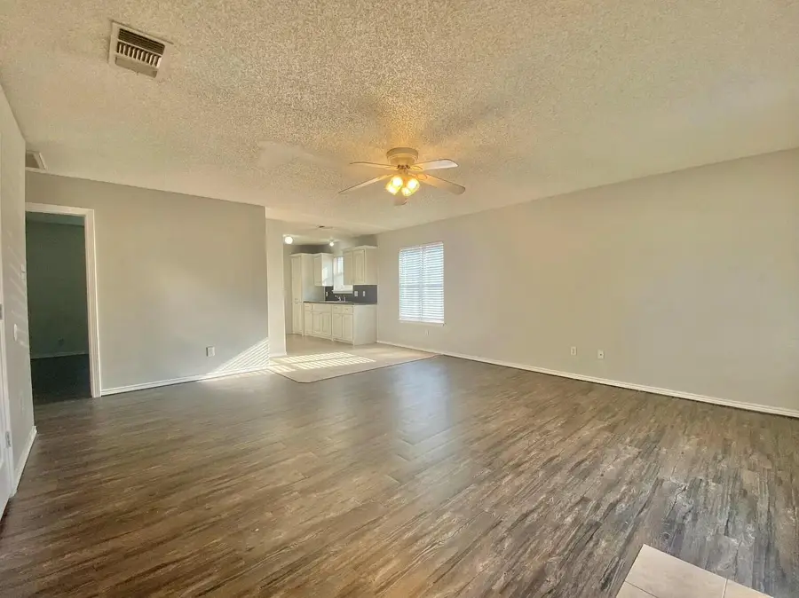 Package Property, Lubbock, TX 79406 - Image #2