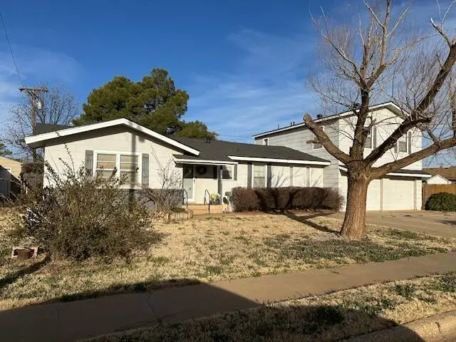 805 S Lons Street, Brownfield, TX 79316 - Image #2