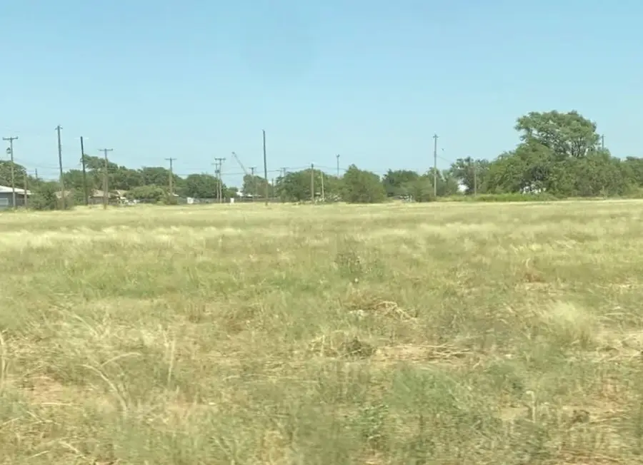 3310 E 19th Street, Lubbock, TX 79403 - Image #2