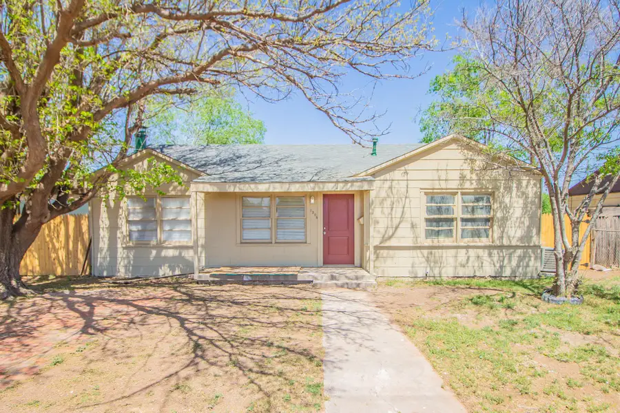 1304 42nd Street, Lubbock, TX 79412 - Image #2