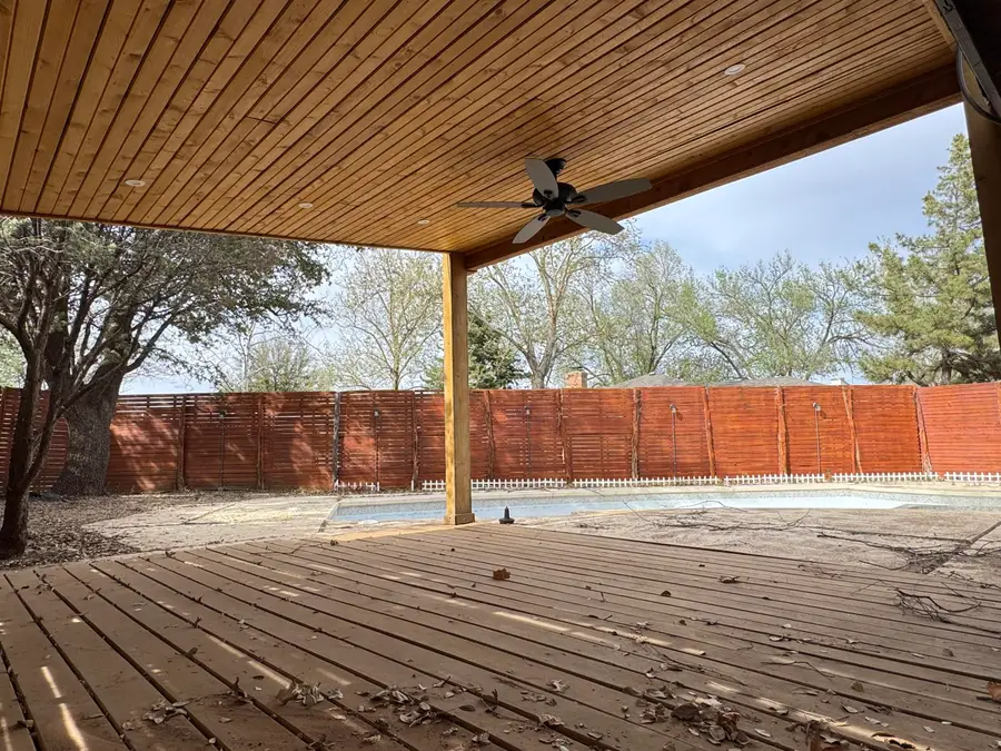 8504 Knoxville Avenue, Lubbock, TX 79423 - Image #3